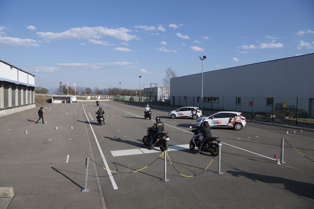 Habsheim piste moto voiture Honda